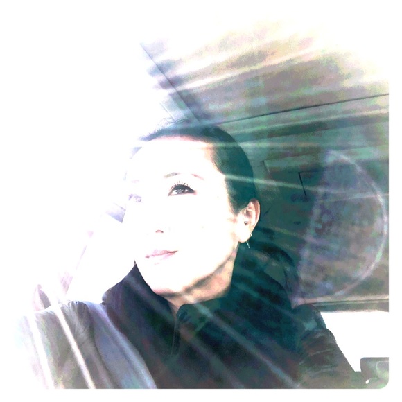 Meet your Posher, Kaulana - Picture 1 of 1